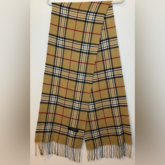 NWOT Made in Scotland 100% Cashmere Tan Plaid Fringe Scarf - Picture 1 of 4